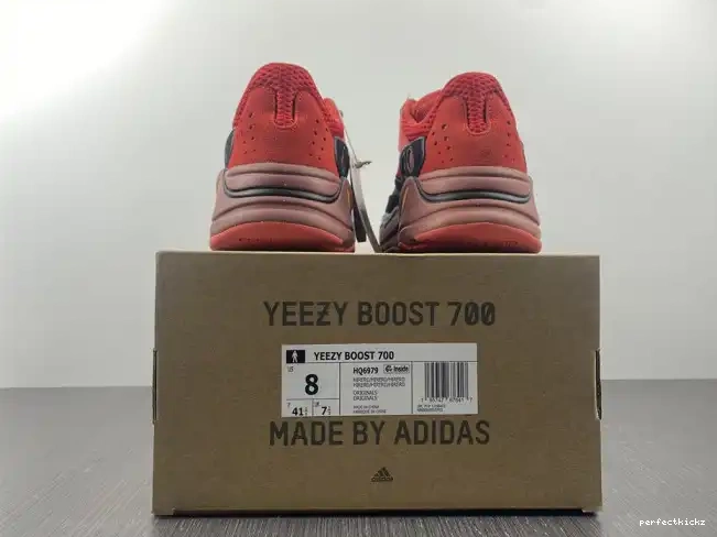 HQ6979 700 Boost Adidas Yeezy Red Hi-Res 0501